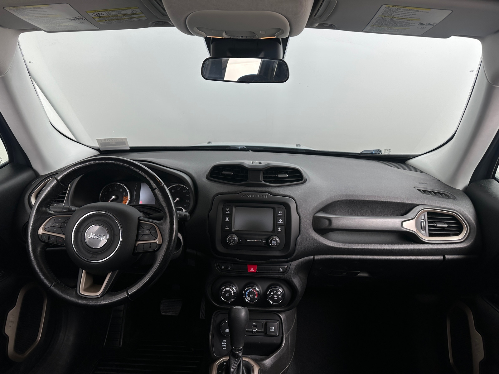 Thumbnail: 2017 Jeep Renegade - 3