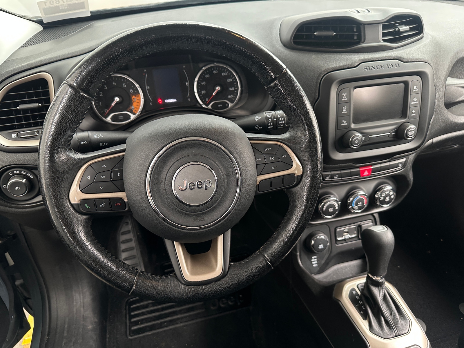 Thumbnail: 2017 Jeep Renegade - 5
