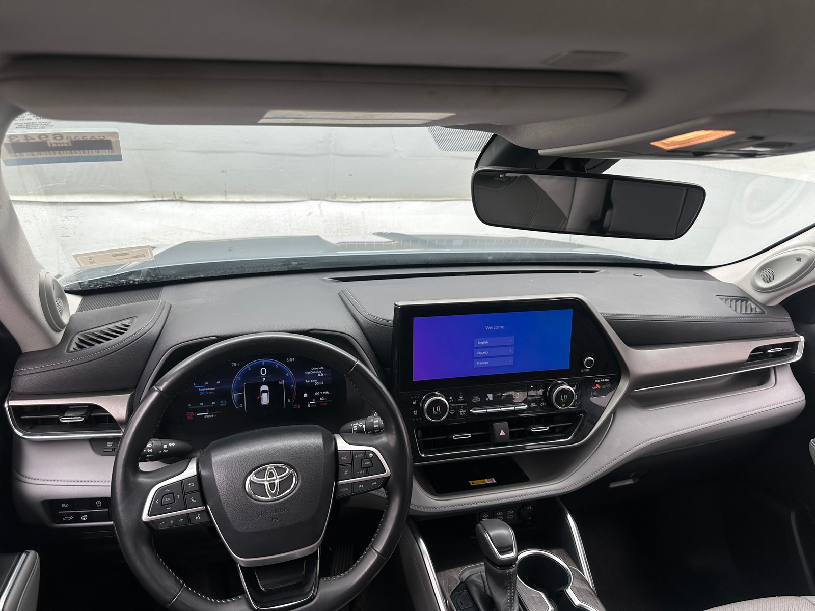 Thumbnail: 2023 Toyota Highlander - 2