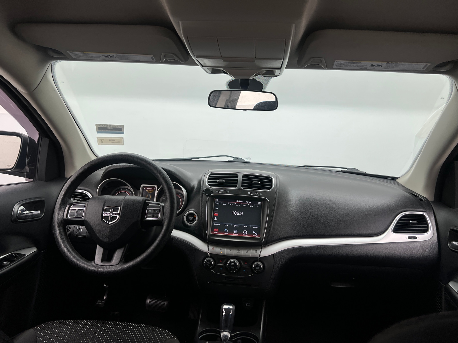 Thumbnail: 2018 Dodge Journey - 3