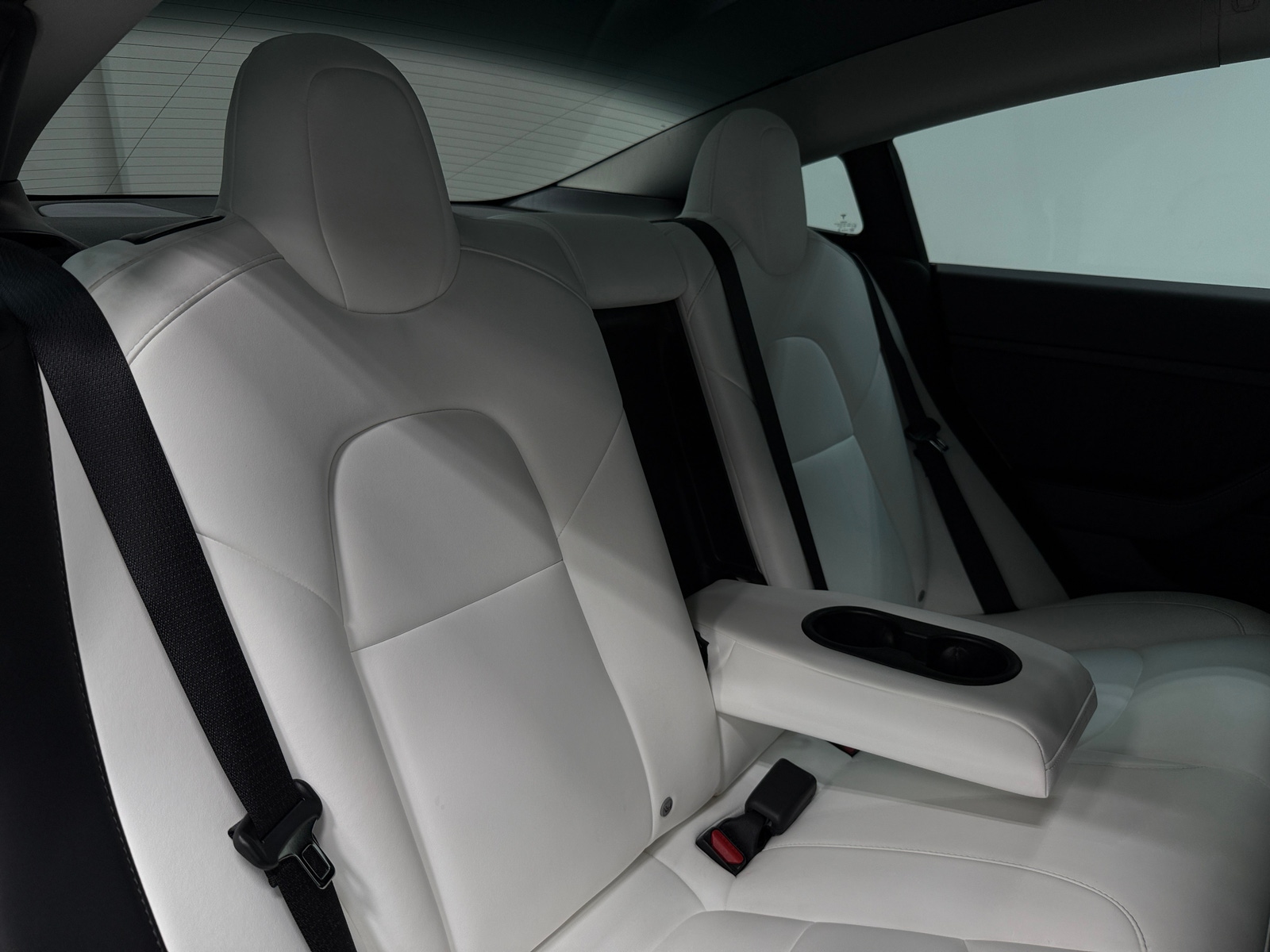 Thumbnail: 2022 Tesla Model 3 - 5