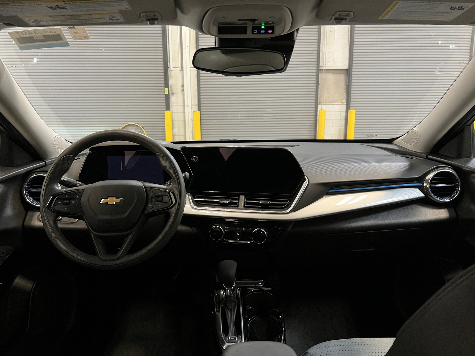 Thumbnail: 2025 Chevrolet Trax - 2