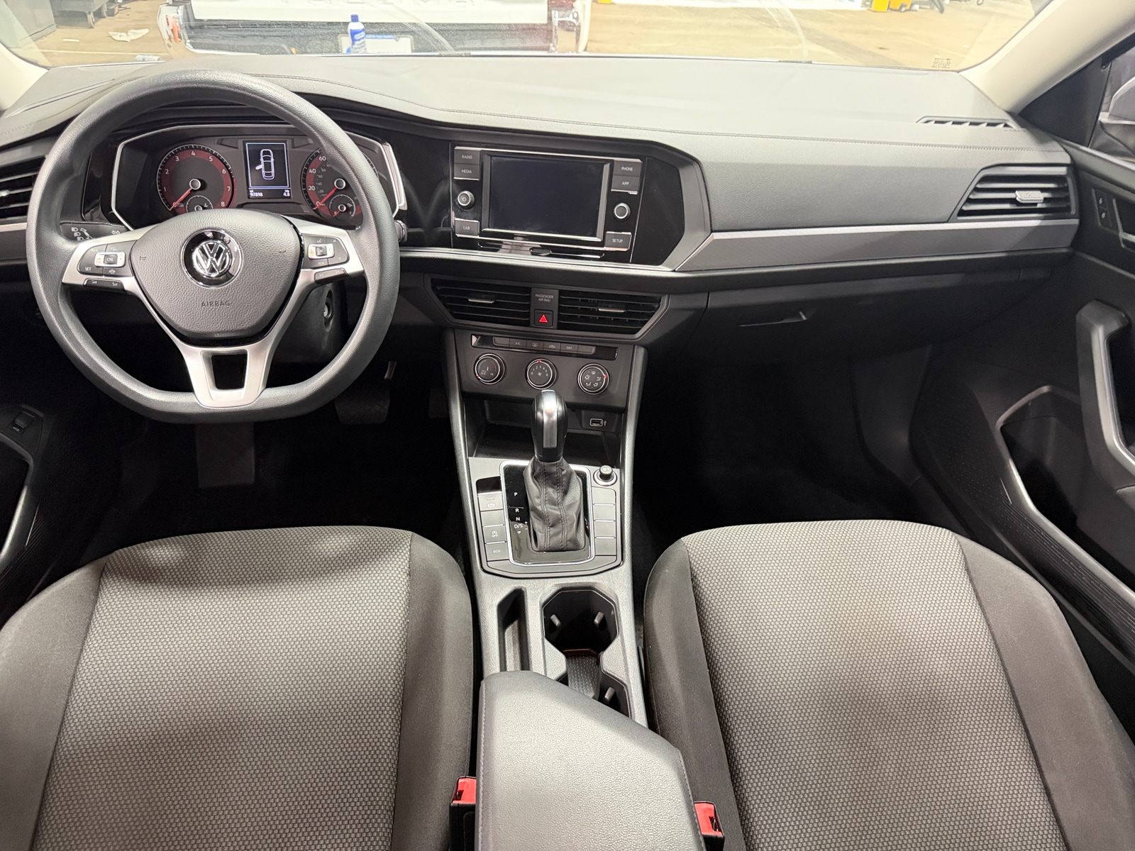 Thumbnail: 2019 Volkswagen Jetta - 3