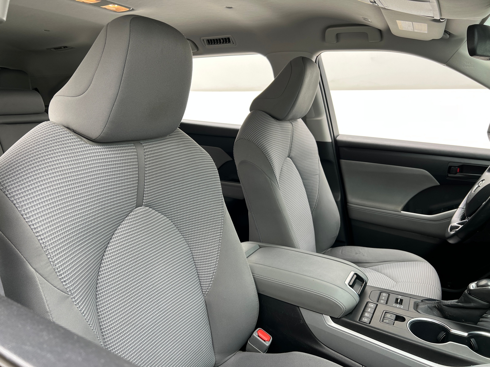Thumbnail: 2020 Toyota Highlander - 2
