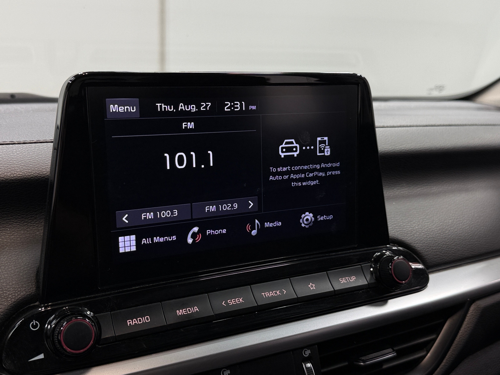 Thumbnail: 2022 Kia Forte - 4