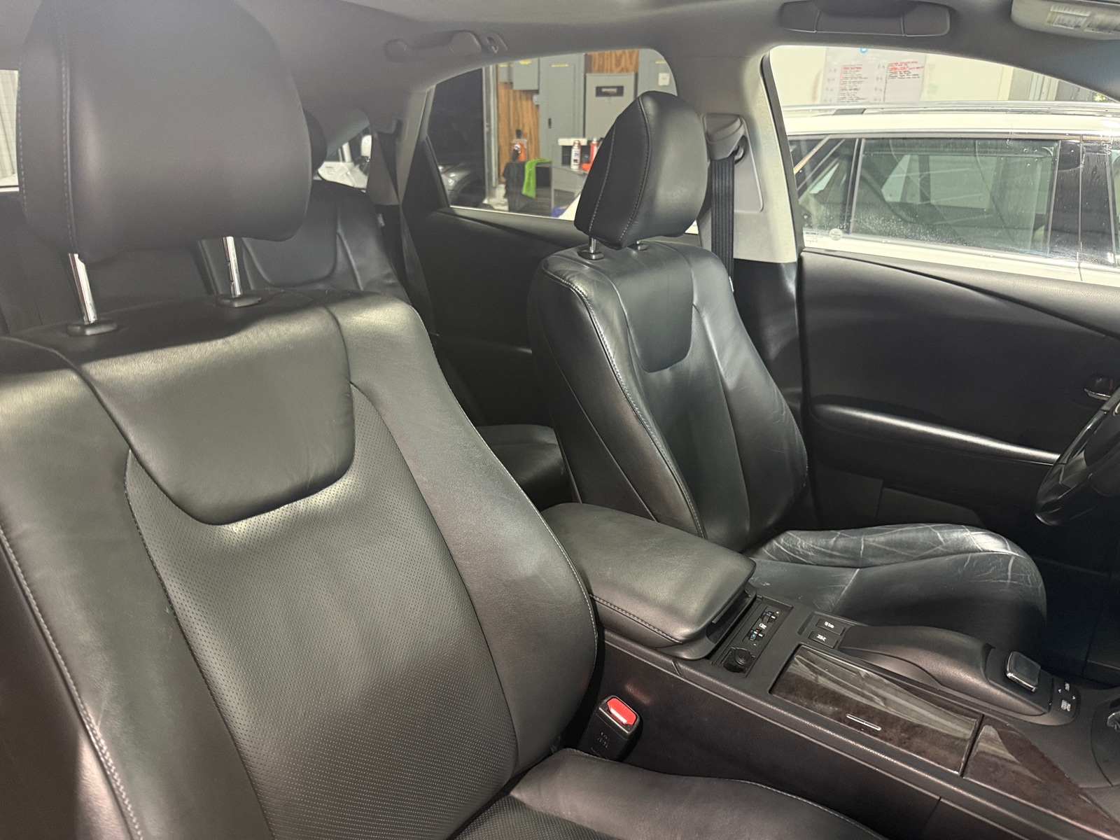 Thumbnail: 2015 Lexus RX - 2