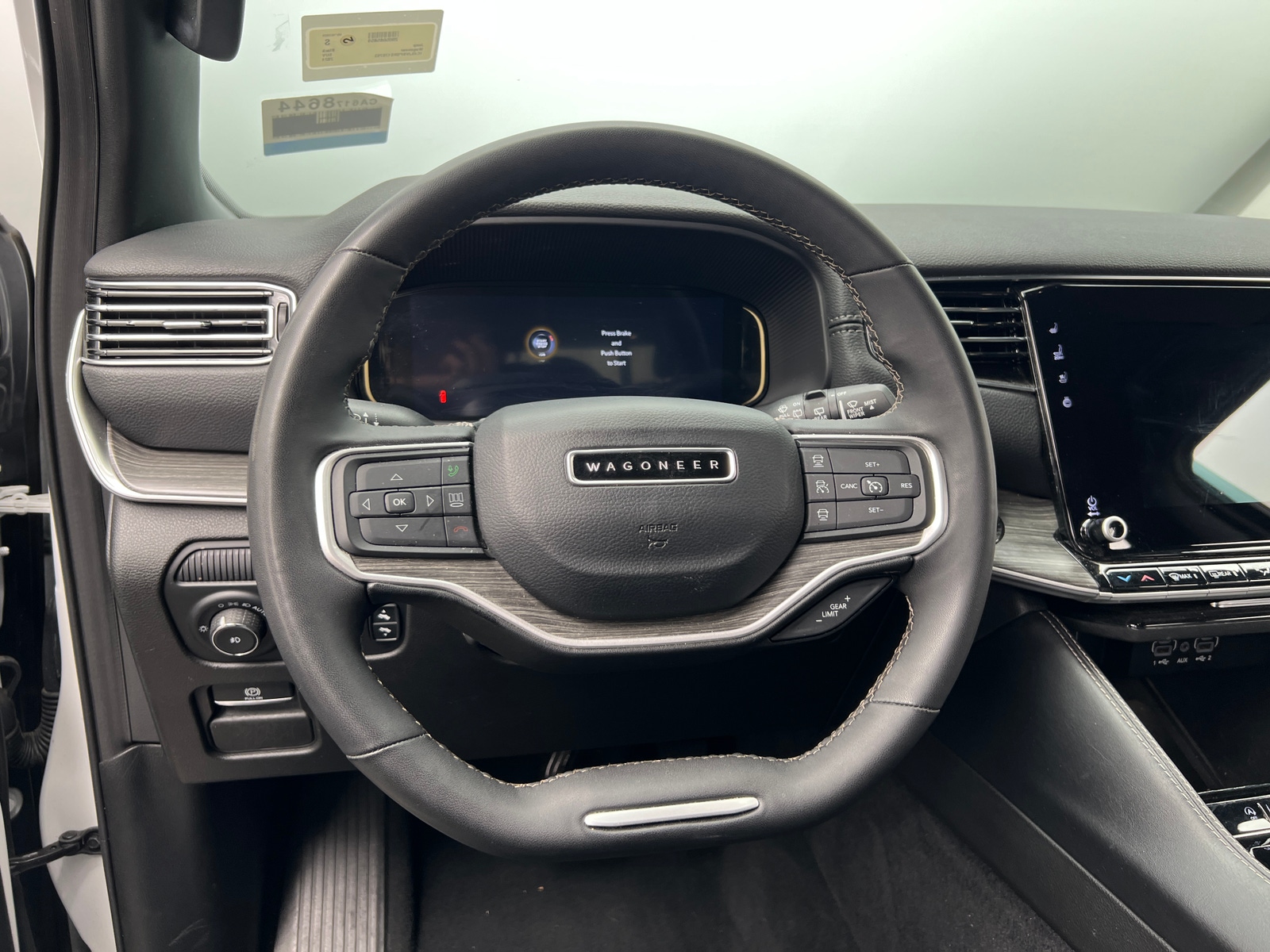 Thumbnail: 2024 Jeep Wagoneer - 4