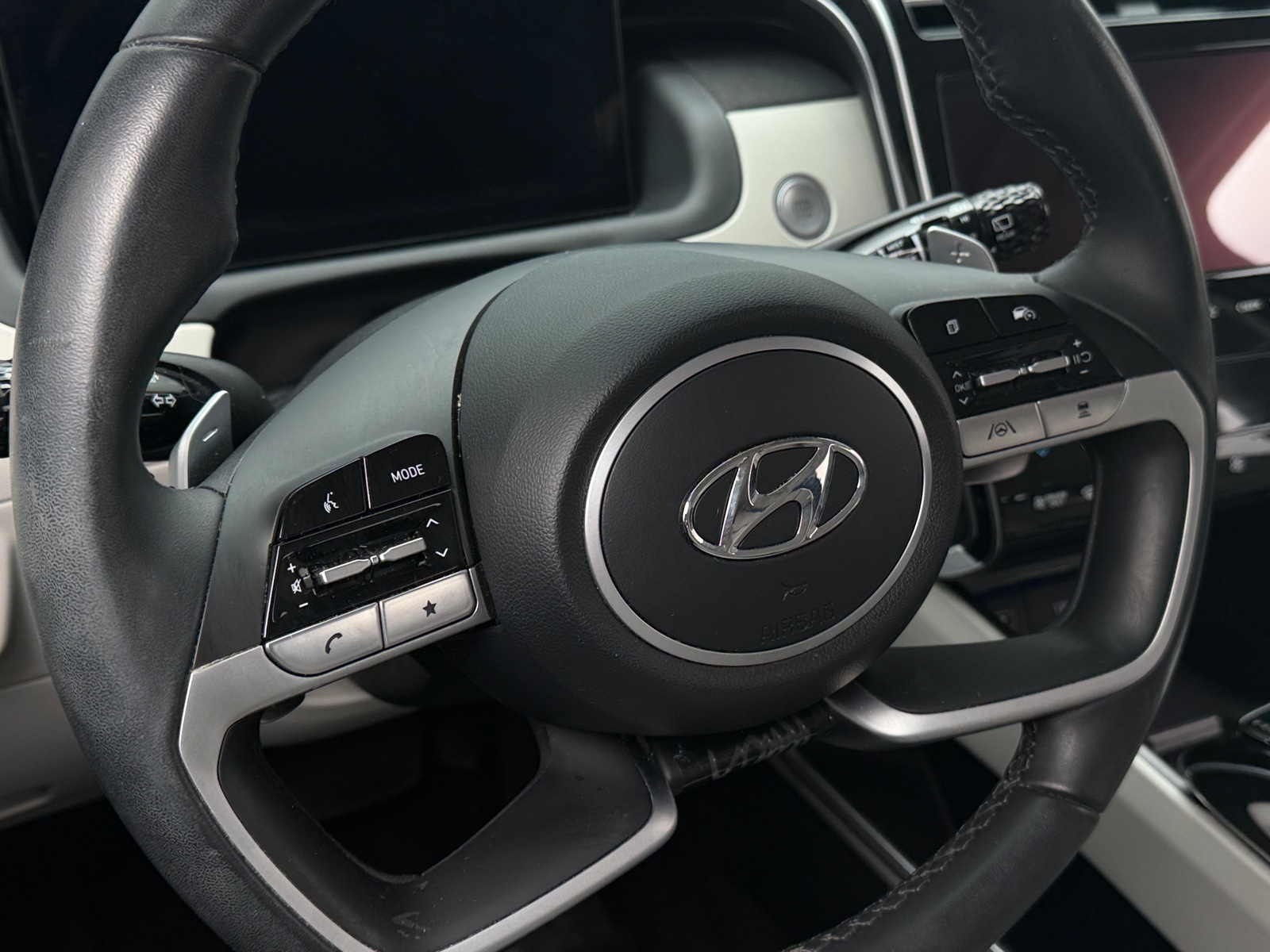 Thumbnail: 2024 Hyundai Tucson - 4