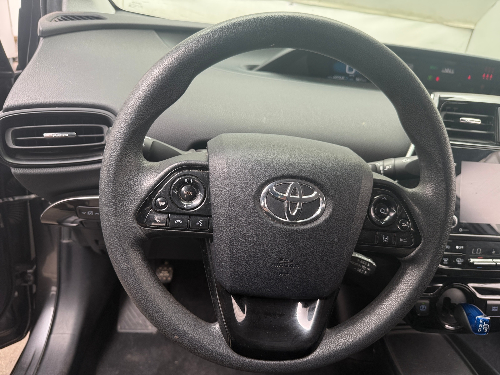 Thumbnail: 2022 Toyota Prius - 5