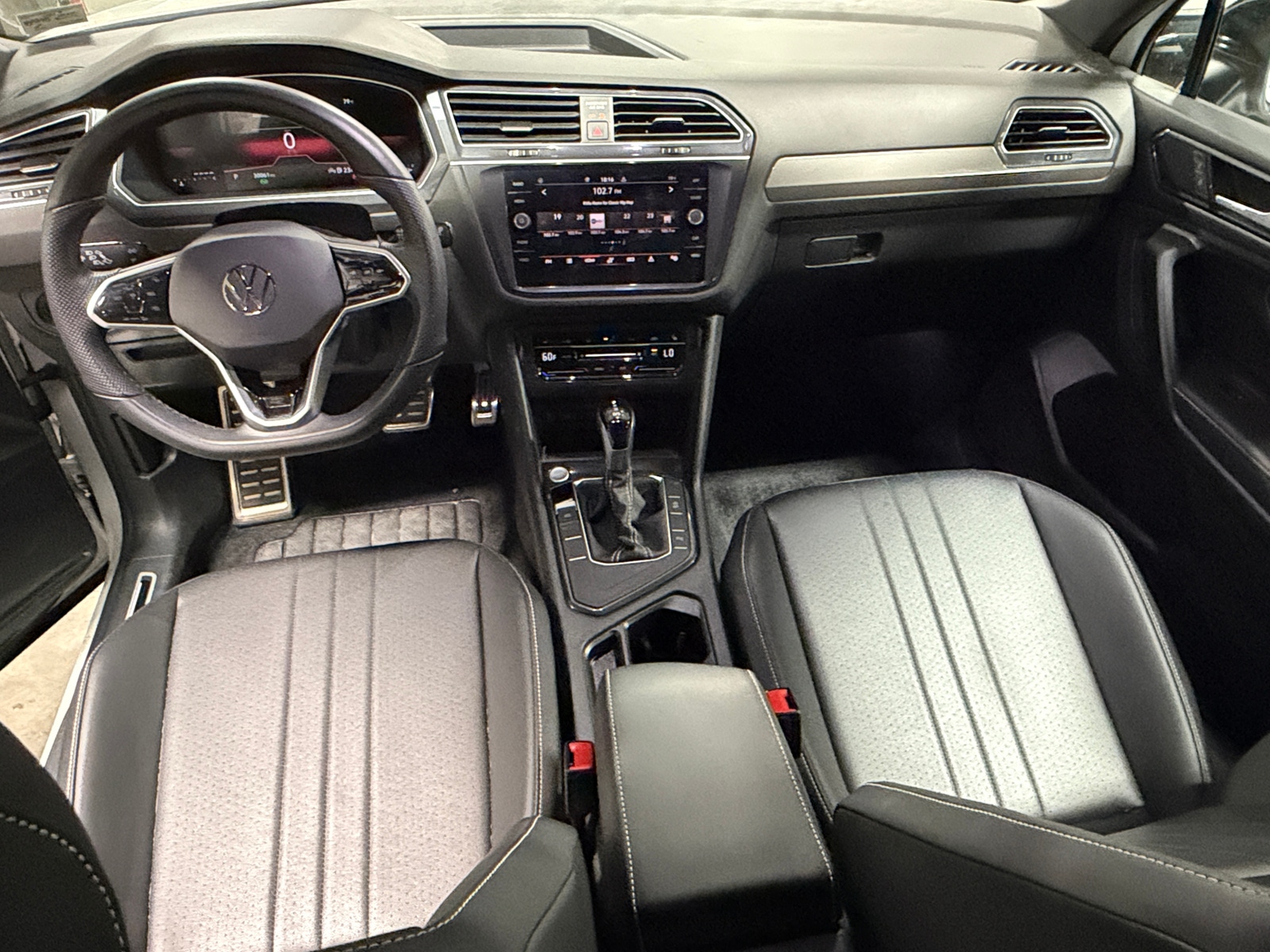 Thumbnail: 2024 Volkswagen Tiguan - 2