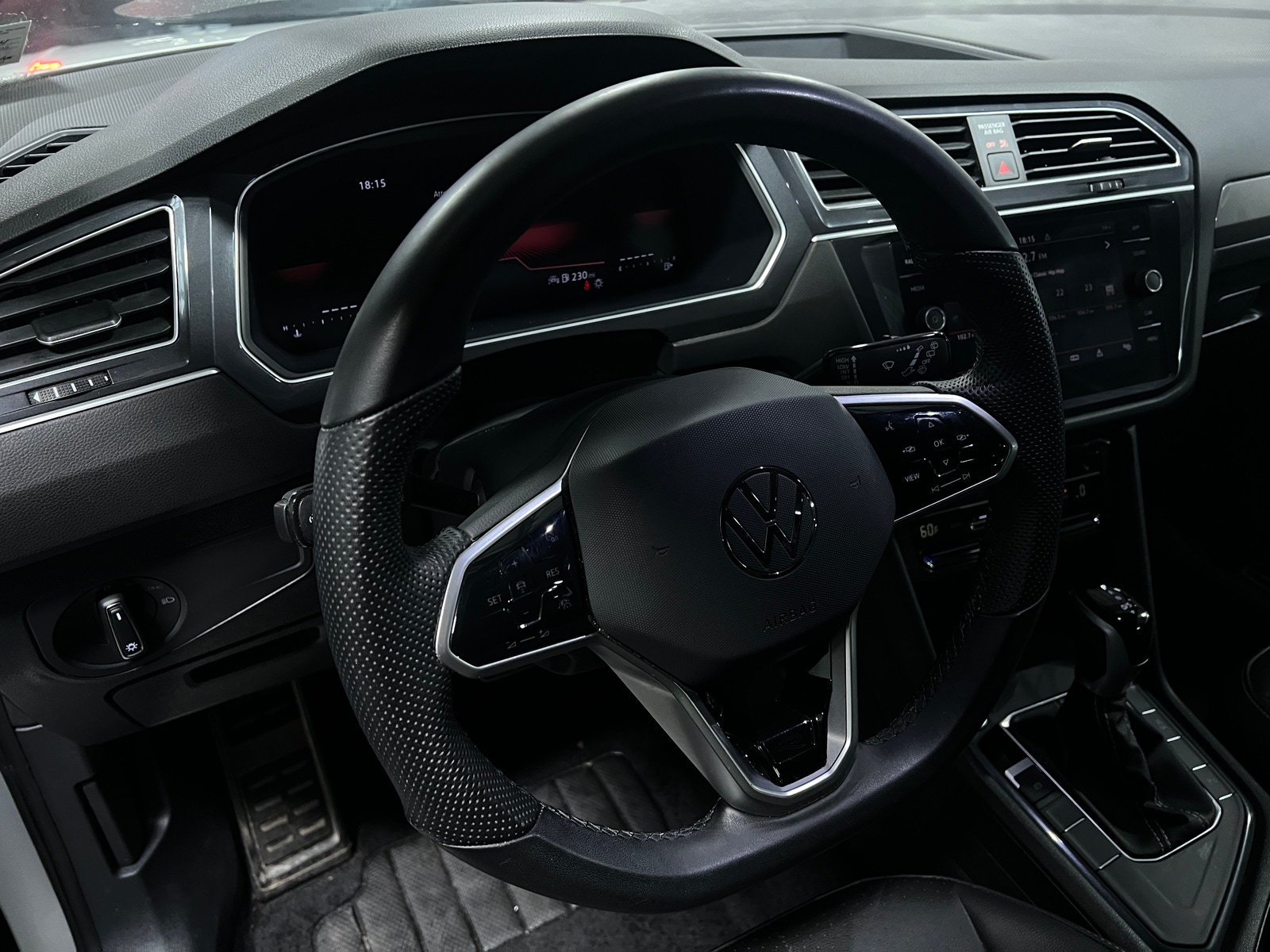 Thumbnail: 2024 Volkswagen Tiguan - 4