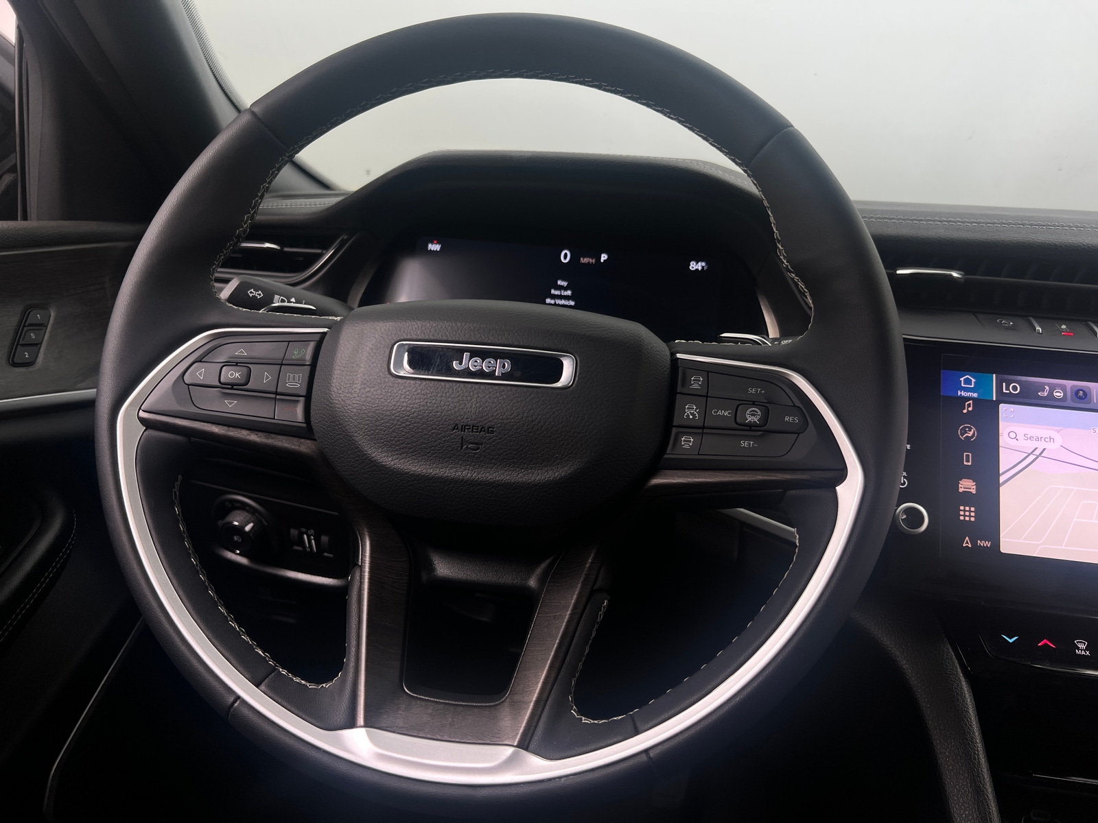 Thumbnail: 2026 Jeep Grand Cherokee - 4
