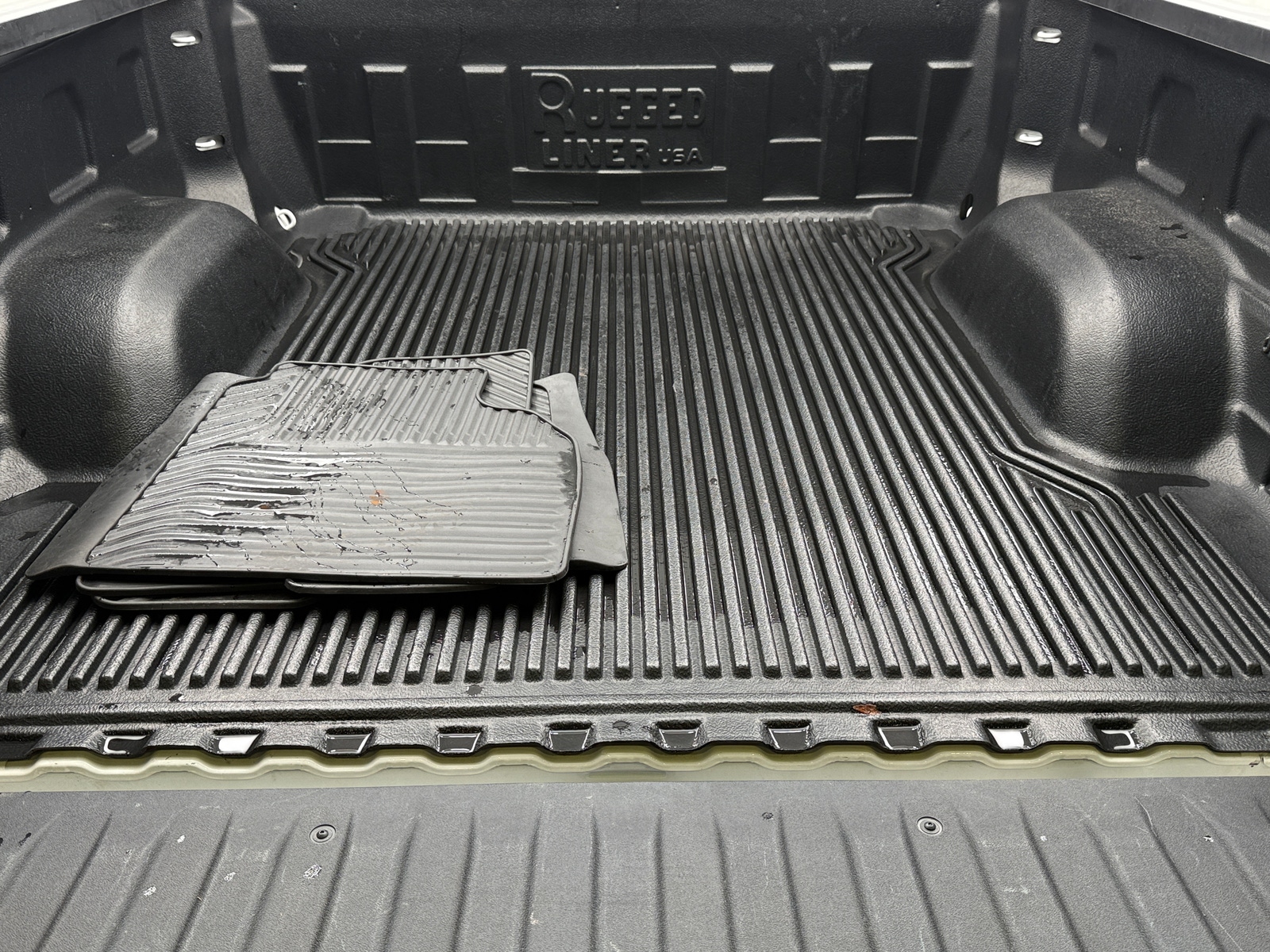 Thumbnail: 2026 Chevrolet Silverado 1500 - 6