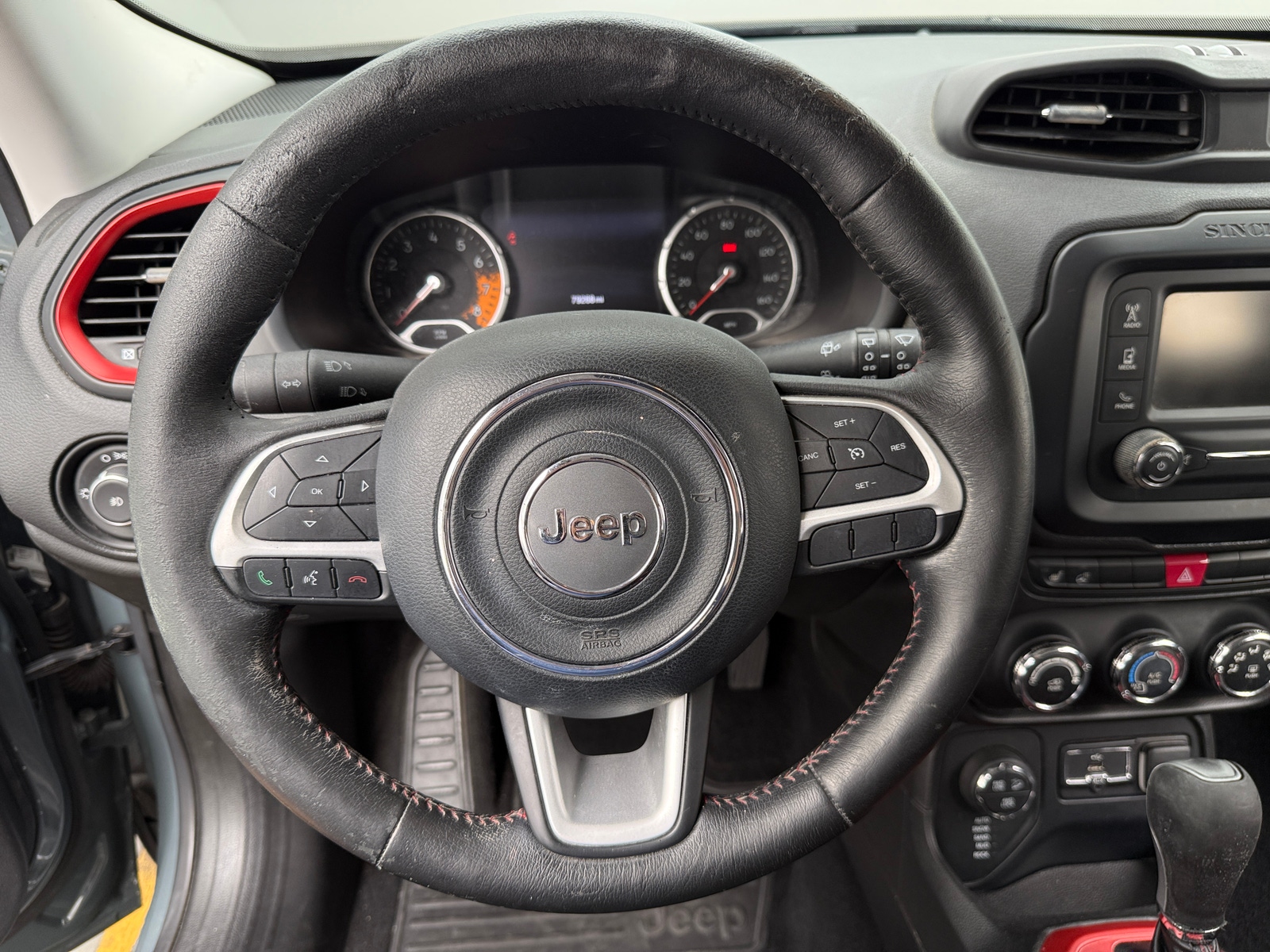 Thumbnail: 2015 Jeep Renegade - 5