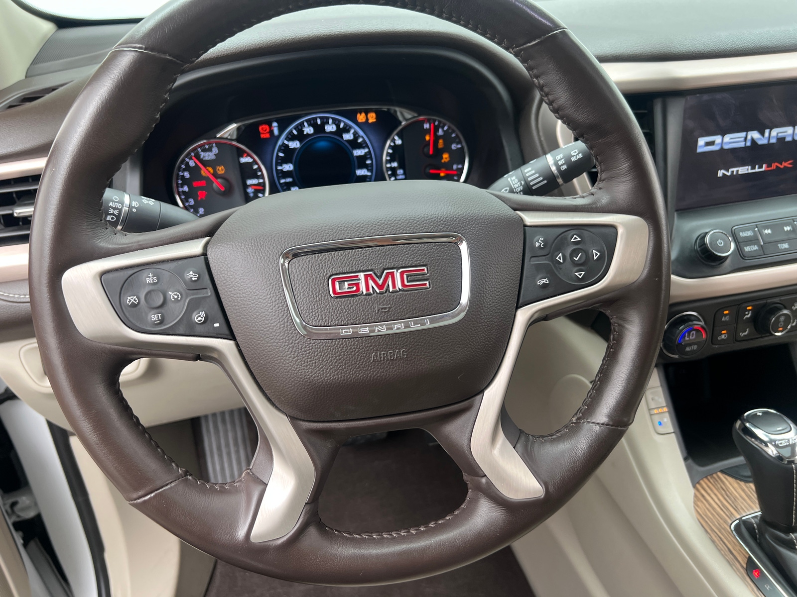 Thumbnail: 2019 GMC Acadia - 4