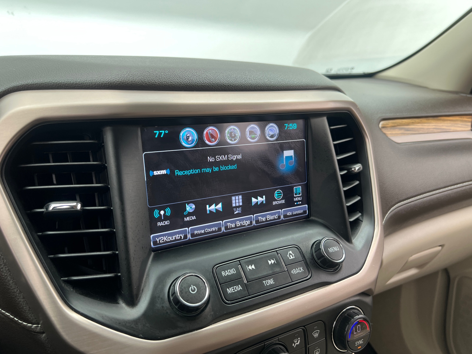Thumbnail: 2019 GMC Acadia - 3