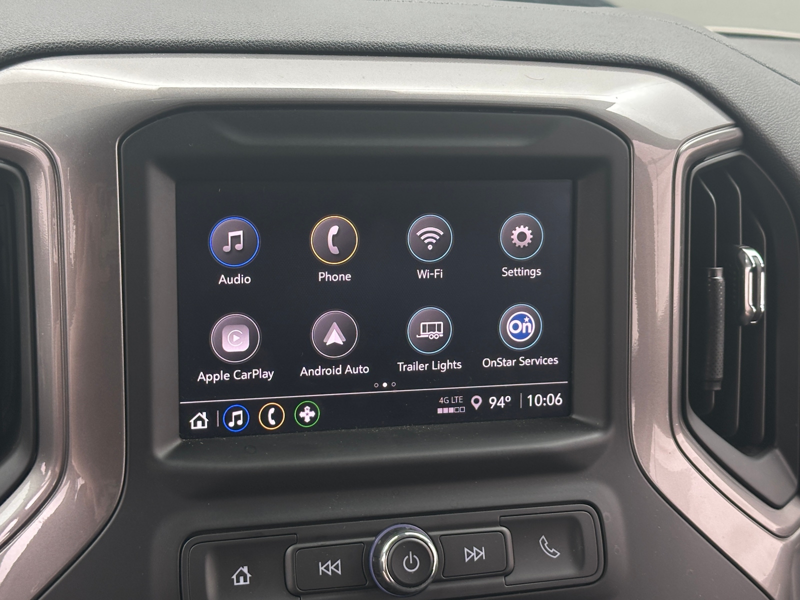 Thumbnail: 2026 Chevrolet Silverado 1500 - 4