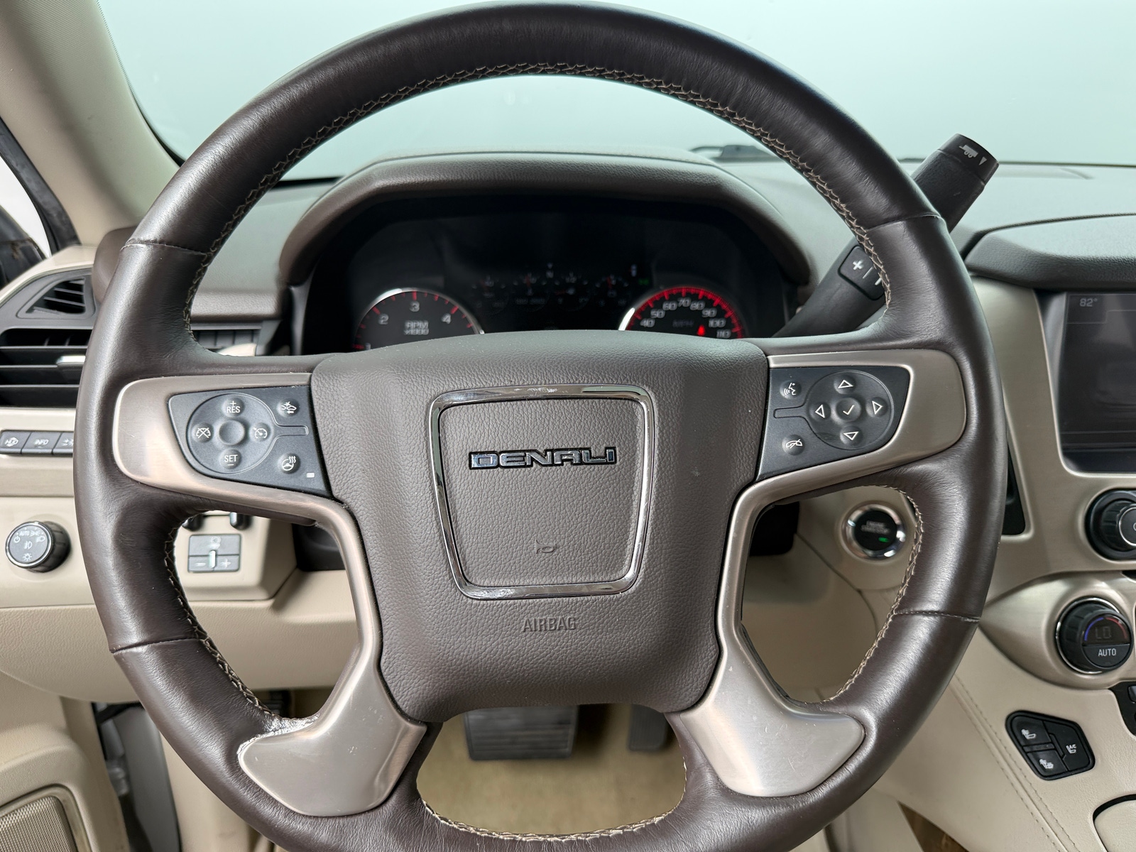 Thumbnail: 2016 GMC Yukon - 4