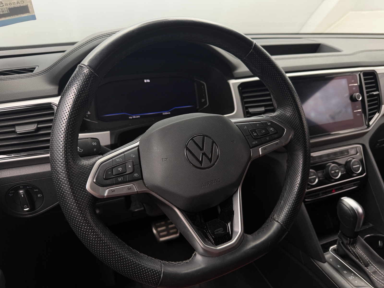 Thumbnail: 2022 Volkswagen Atlas - 5