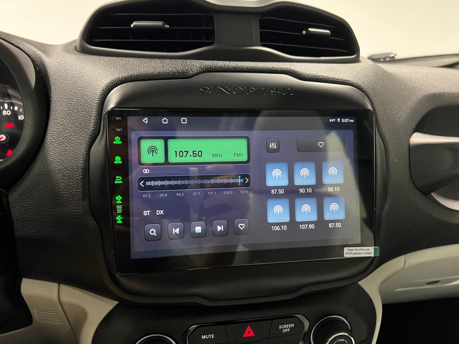 Thumbnail: 2018 Jeep Renegade - 4