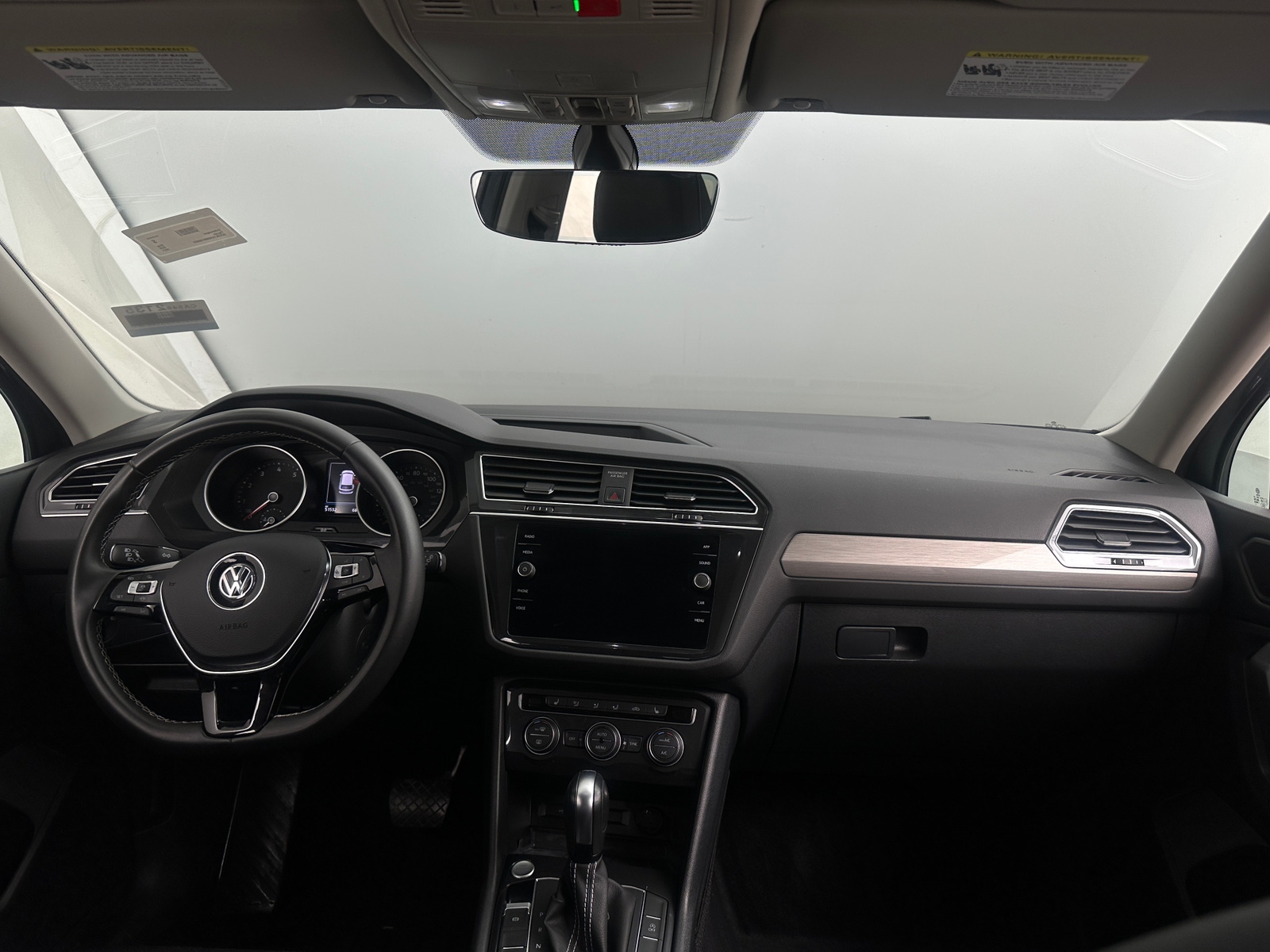 Thumbnail: 2021 Volkswagen Tiguan - 2