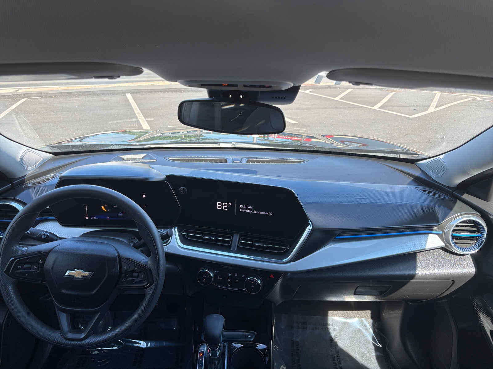 Thumbnail: 2025 Chevrolet Trax - 3