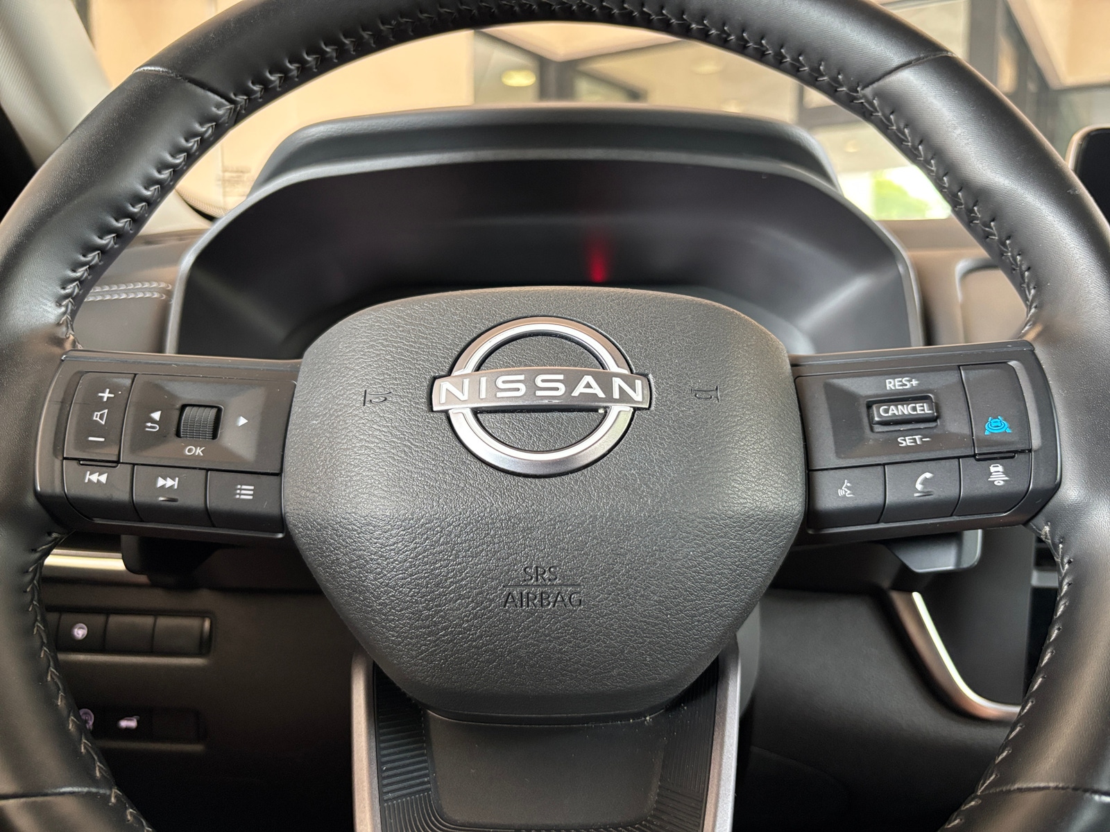 Thumbnail: 2025 Nissan Rogue - 5