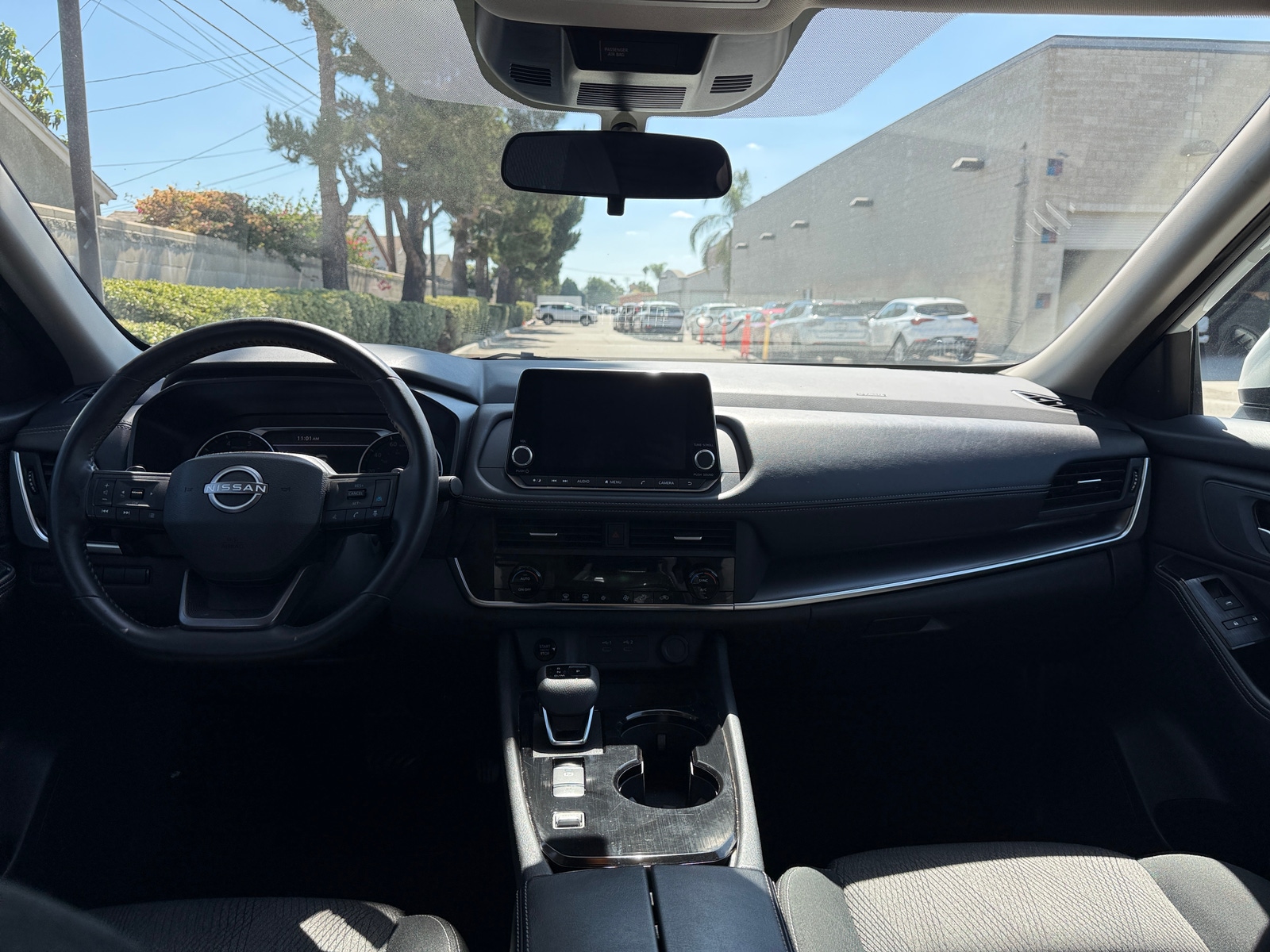Thumbnail: 2025 Nissan Rogue - 3