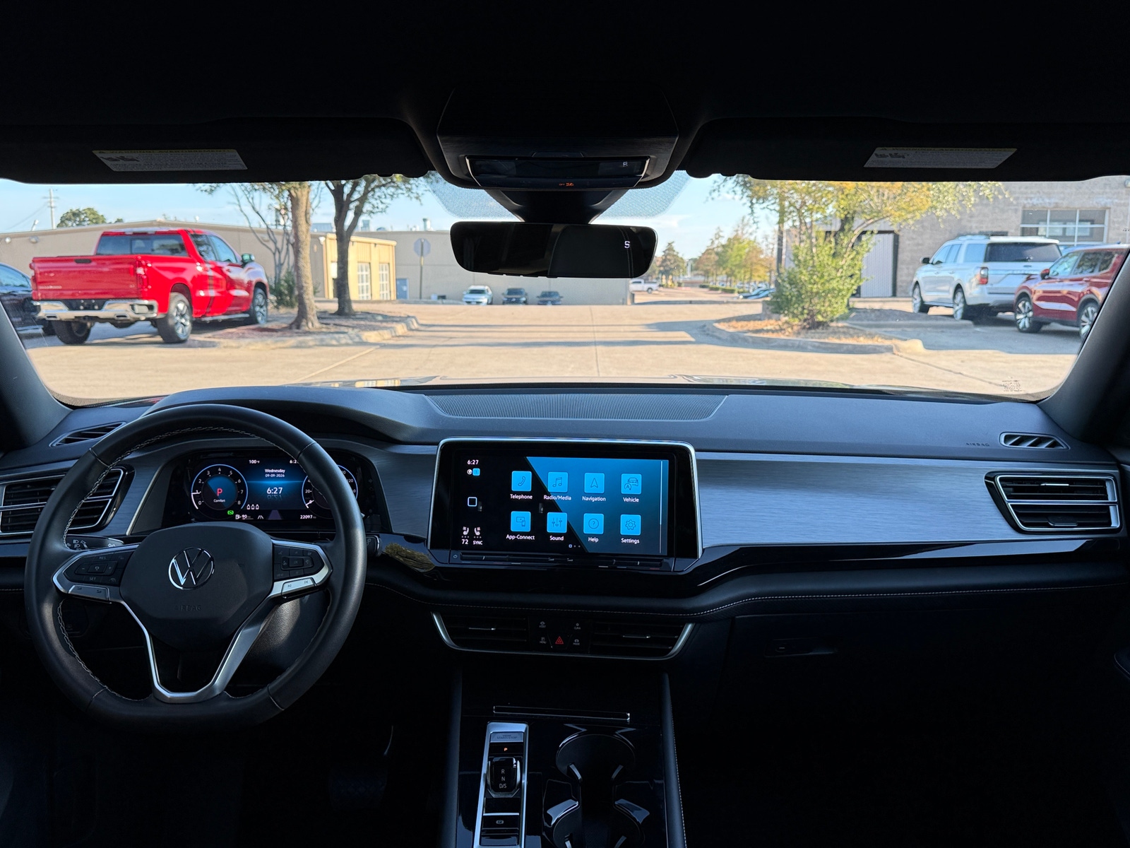 Thumbnail: 2026 Volkswagen Atlas - 2