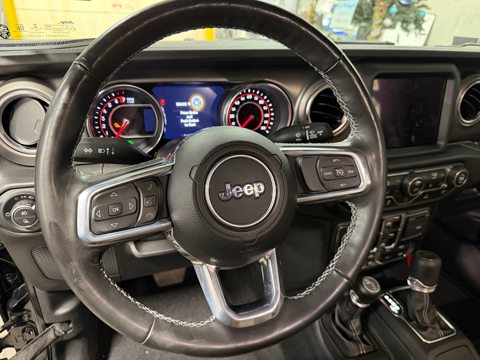 Thumbnail: 2022 Jeep Gladiator - 4