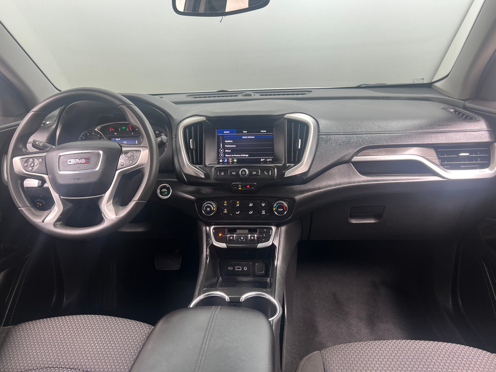 Thumbnail: 2022 GMC Terrain - 3