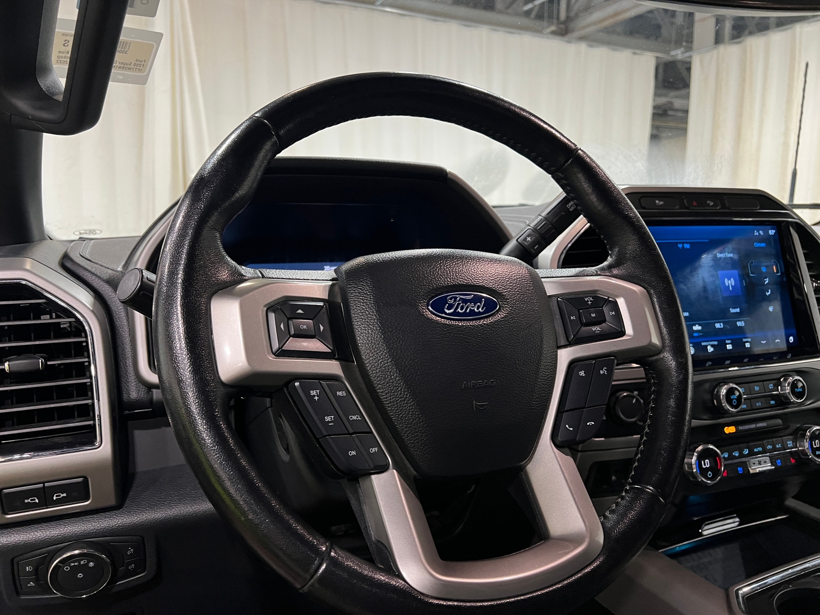 Thumbnail: 2022 Ford Econoline - 4