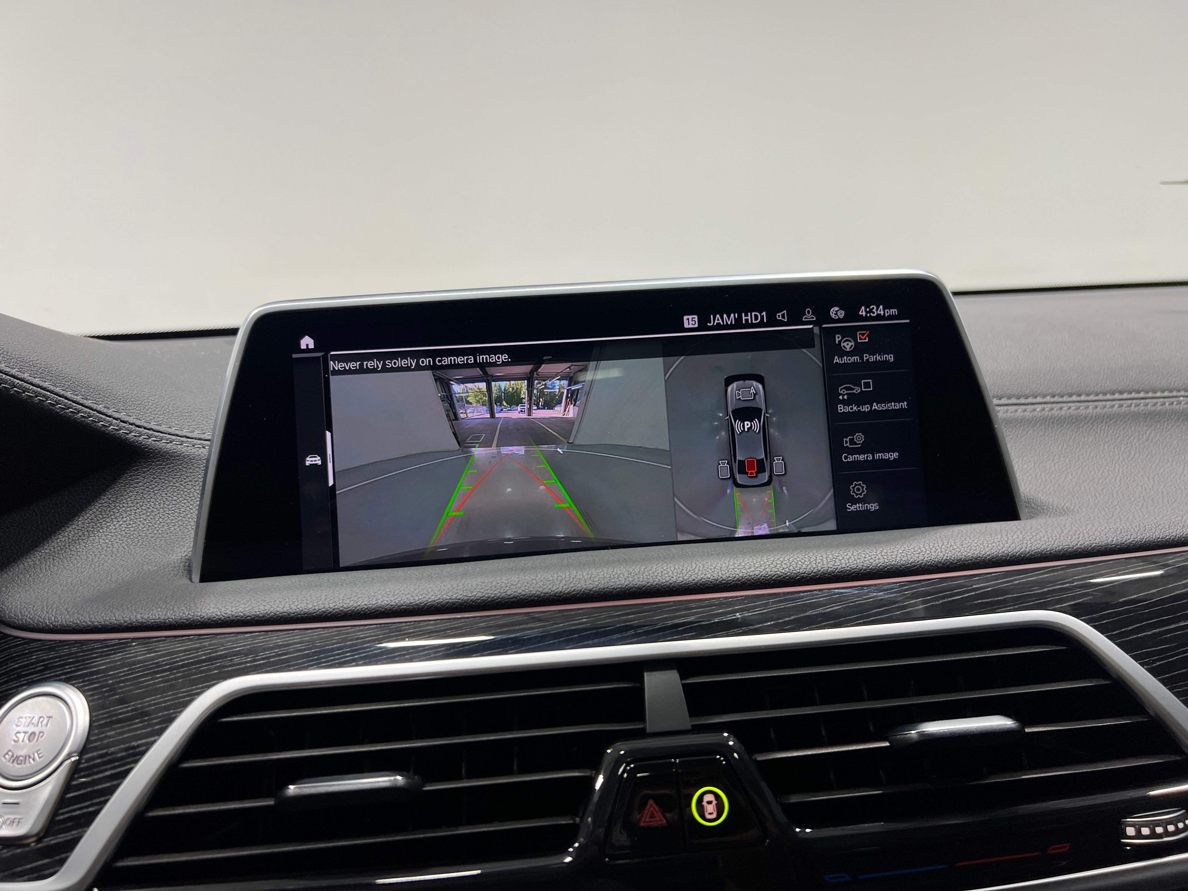 2022 BMW 7 Series 740i - Photo 17