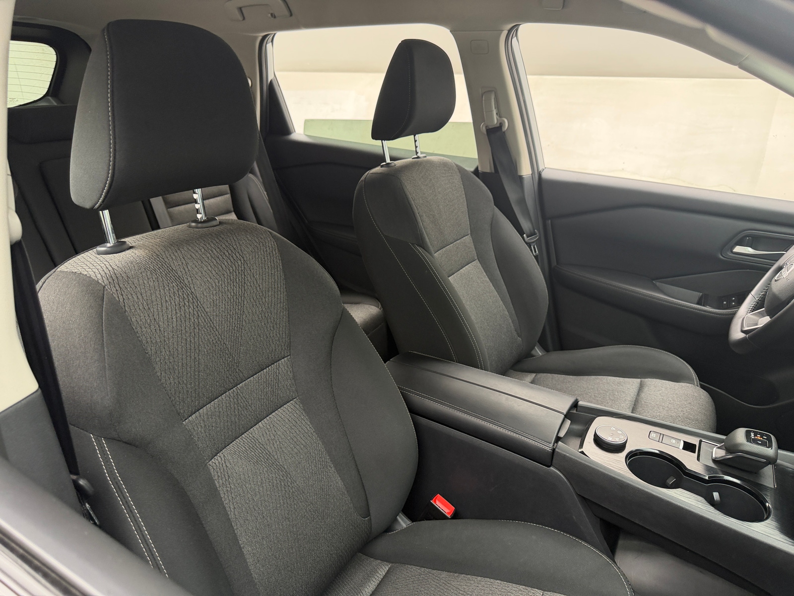 Thumbnail: 2025 Nissan Rogue - 2