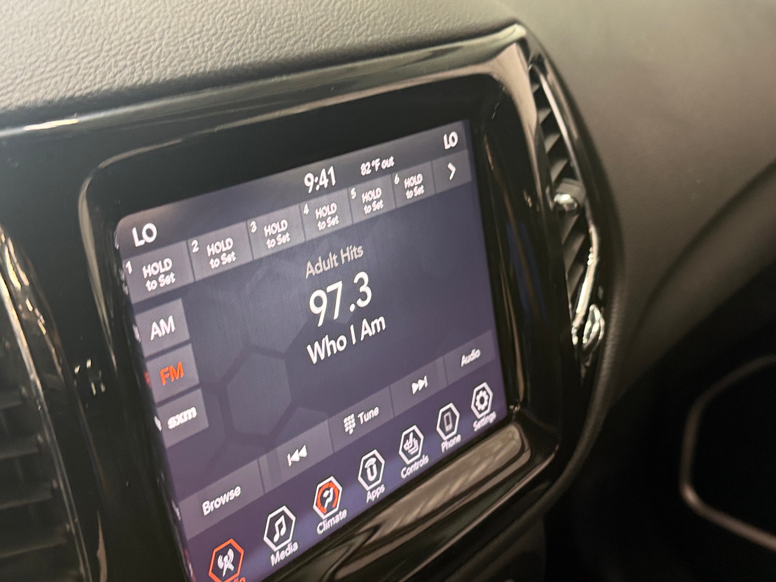 Thumbnail: 2021 Jeep Compass - 3