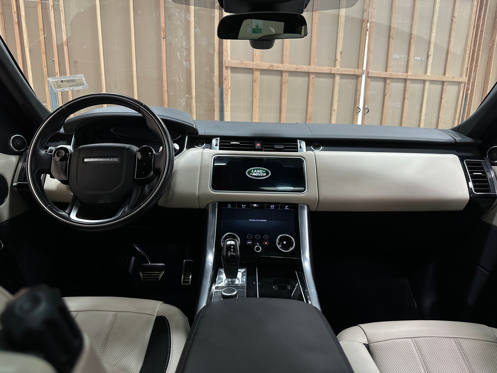 Thumbnail: 2018 Land Rover Range Rover Sport - 3