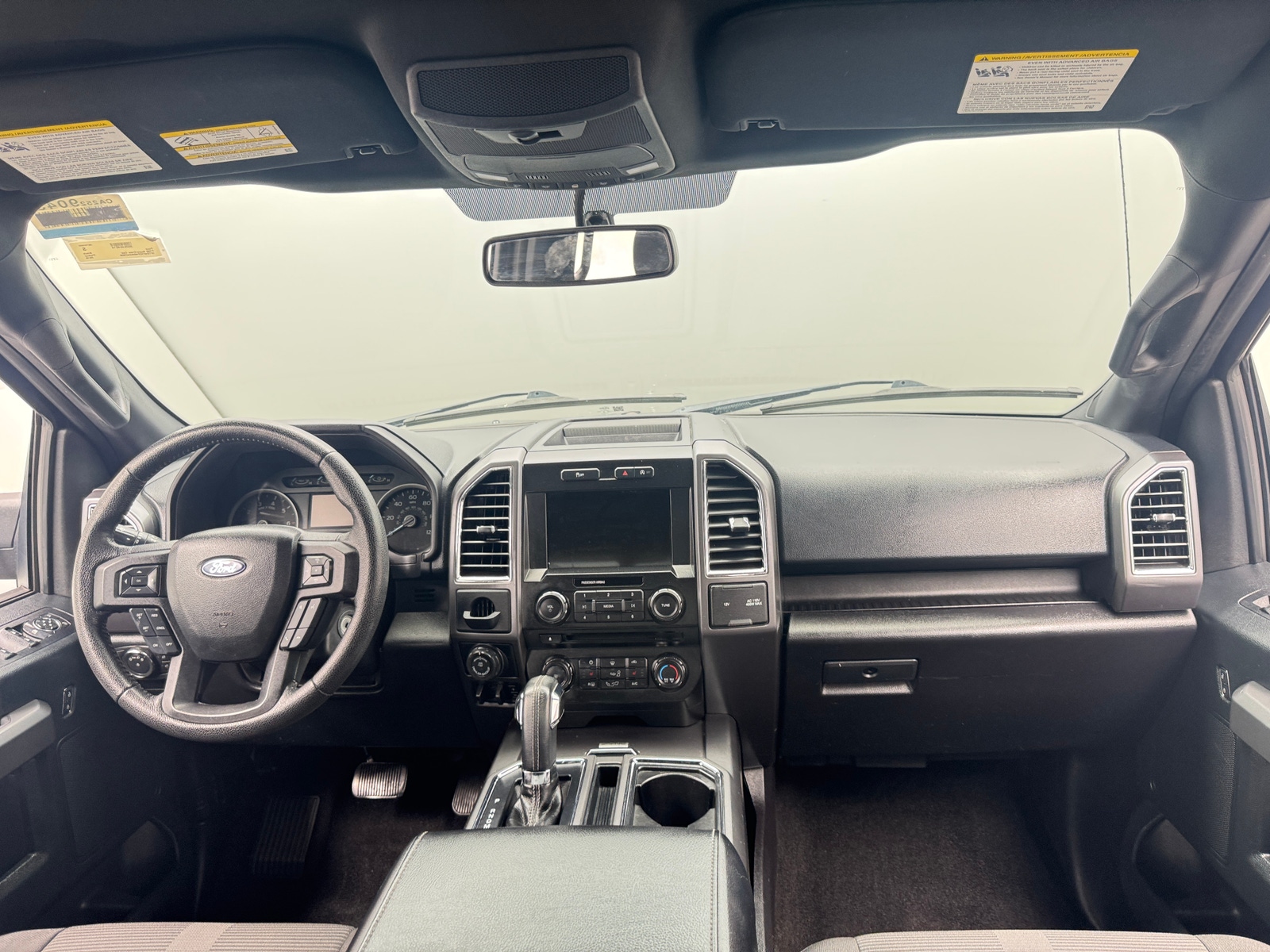 Thumbnail: 2016 Ford Econoline - 3