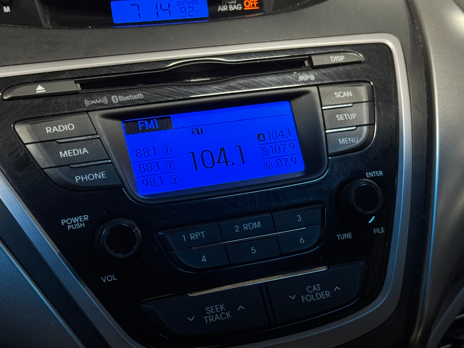 Thumbnail: 2013 Hyundai Elantra - 4