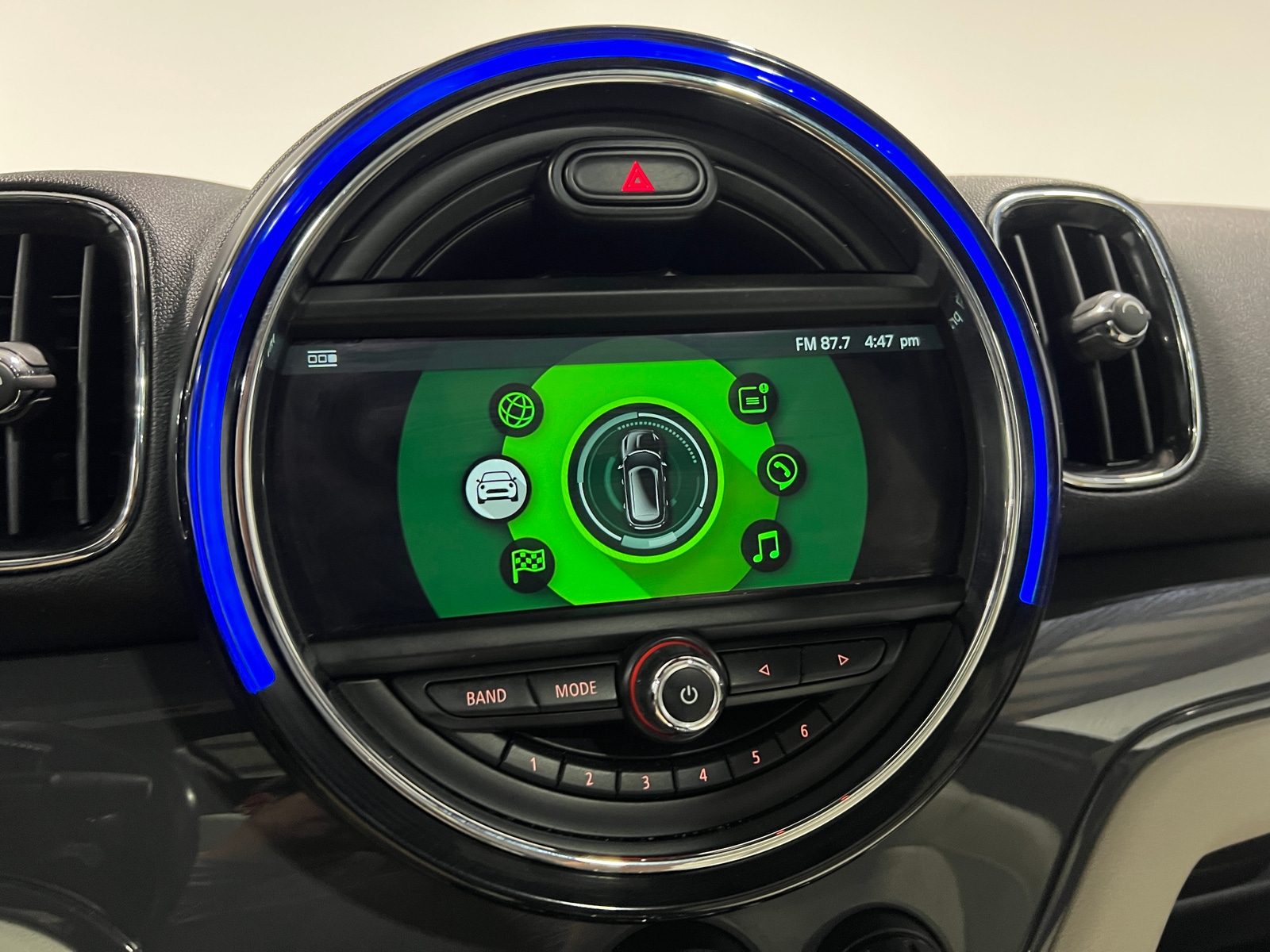 Thumbnail: 2017 MINI Cooper Countryman - 4