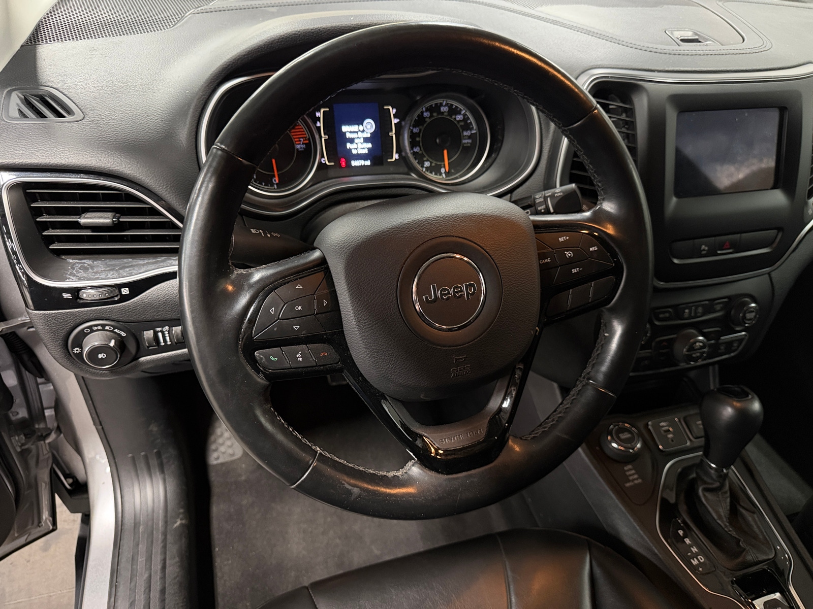 Thumbnail: 2020 Jeep Cherokee - 5