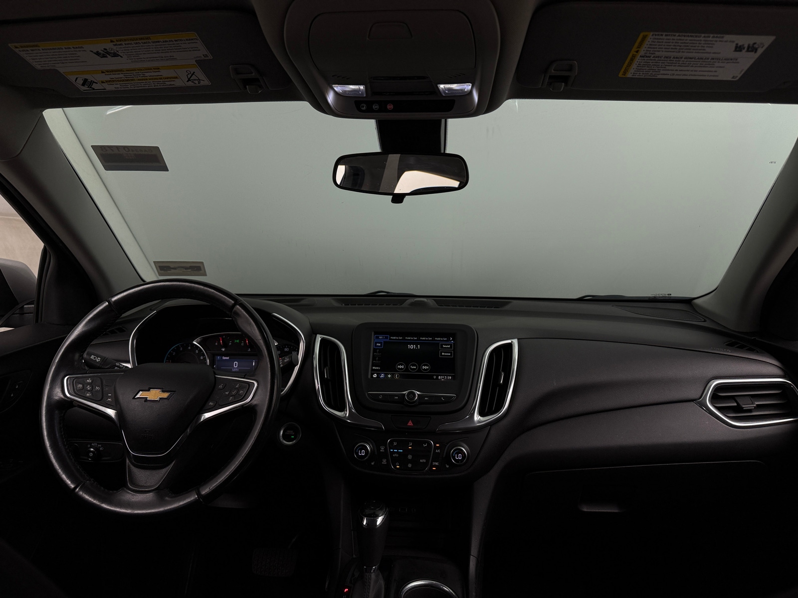 Thumbnail: 2019 Chevrolet Equinox - 3