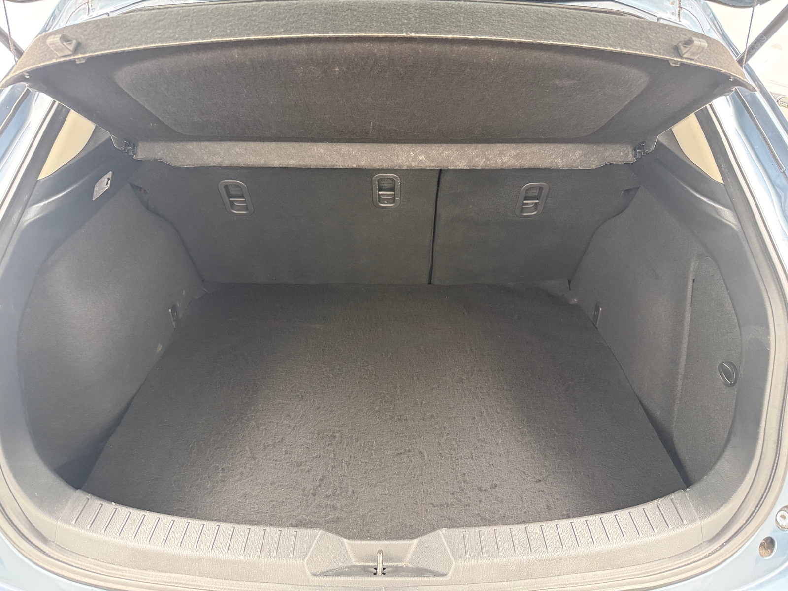 Thumbnail: 2016 Mazda Mazda3 - 6