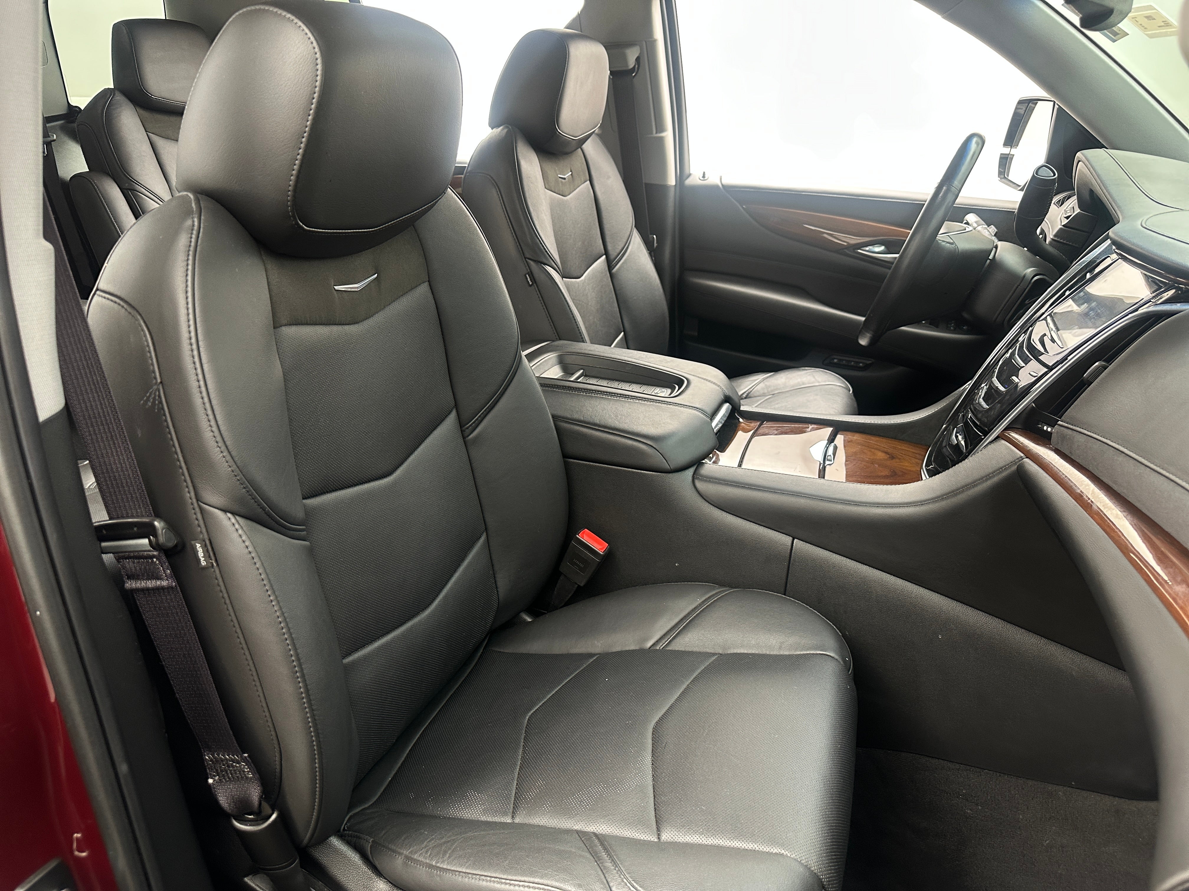 2016 Cadillac Escalade Luxury