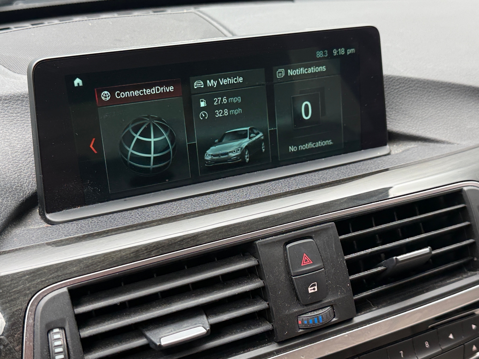 Thumbnail: 2018 BMW 3 Series - 3