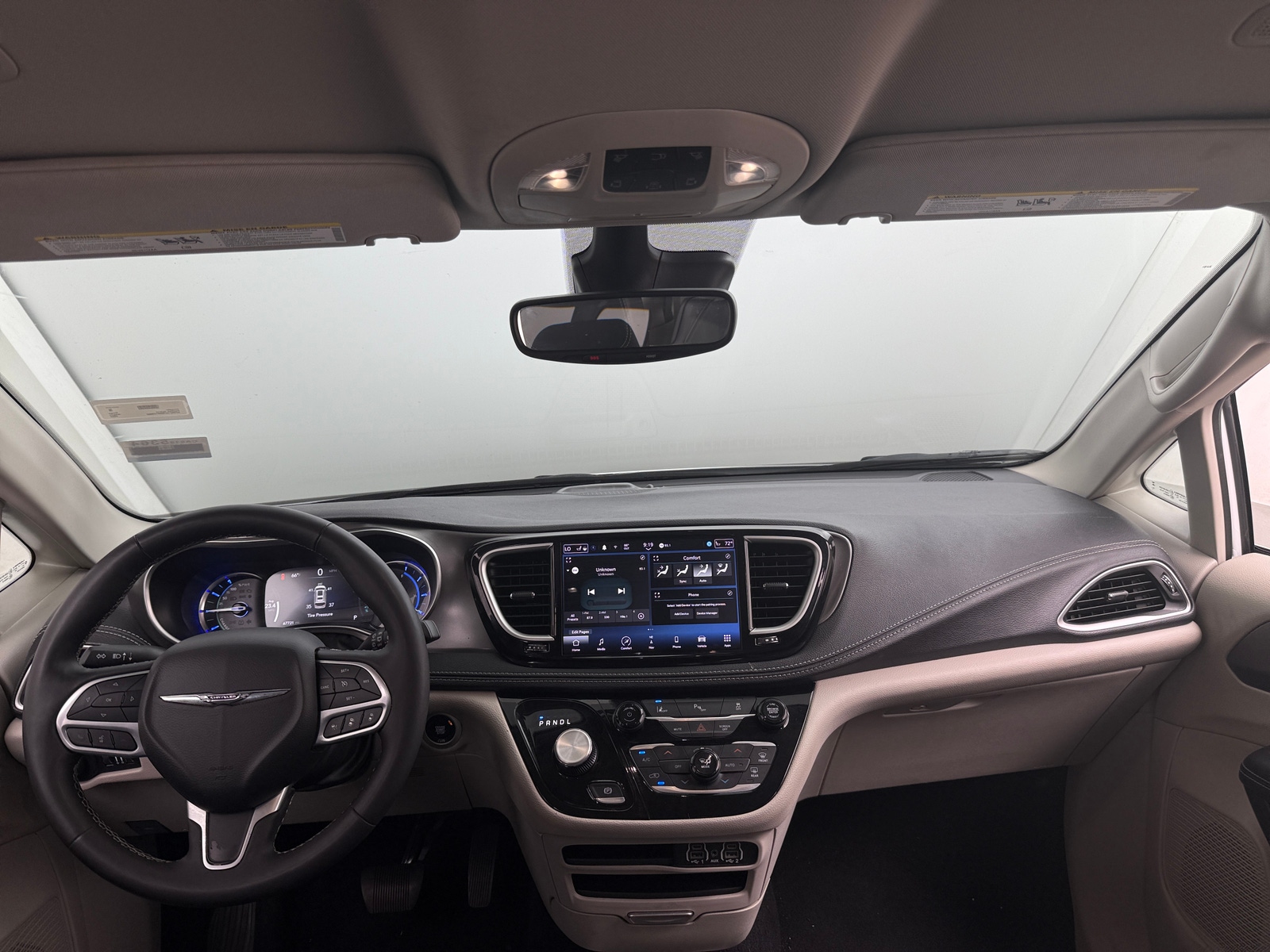 Thumbnail: 2024 Chrysler Pacifica - 2