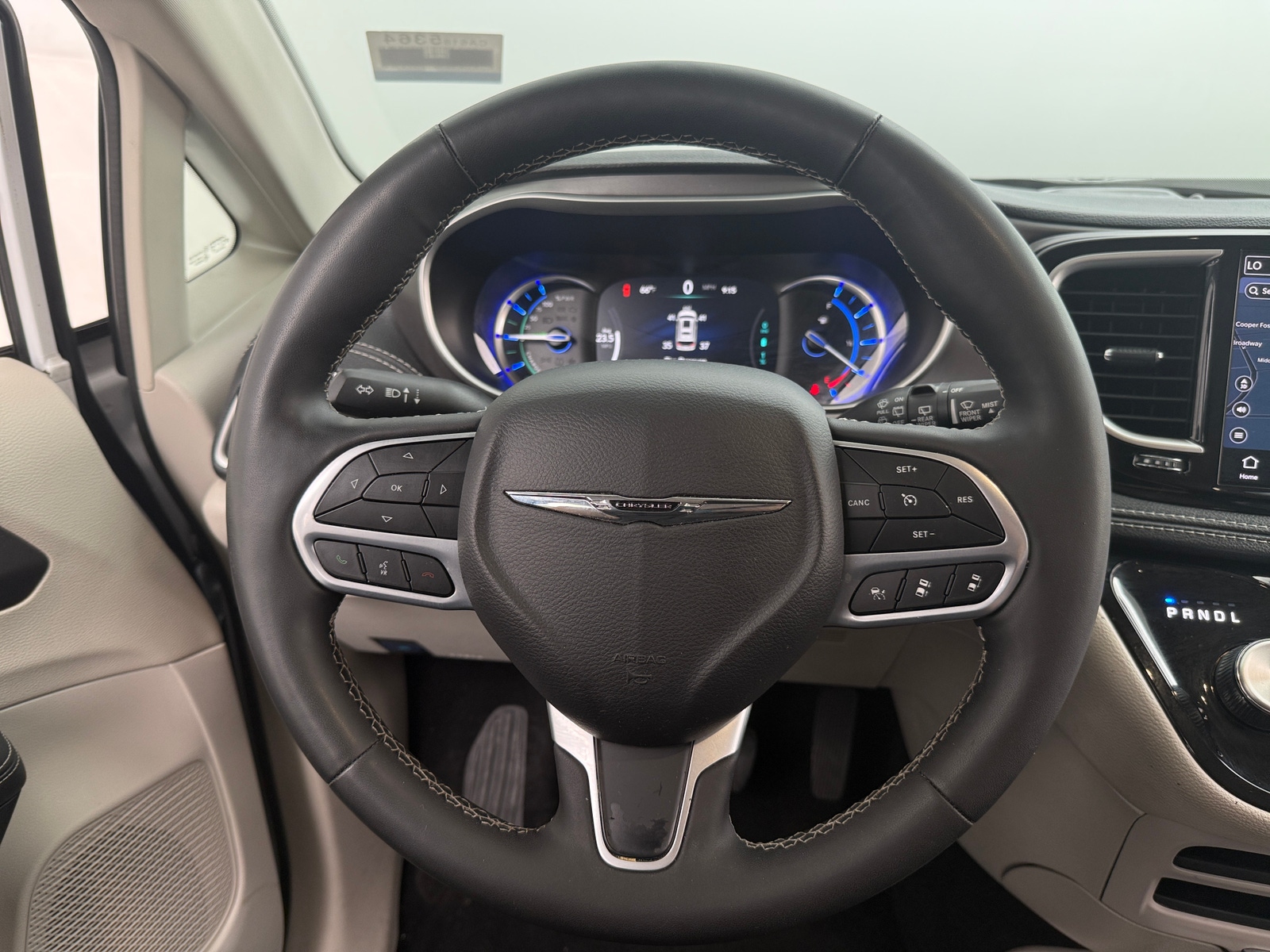 Thumbnail: 2024 Chrysler Pacifica - 4