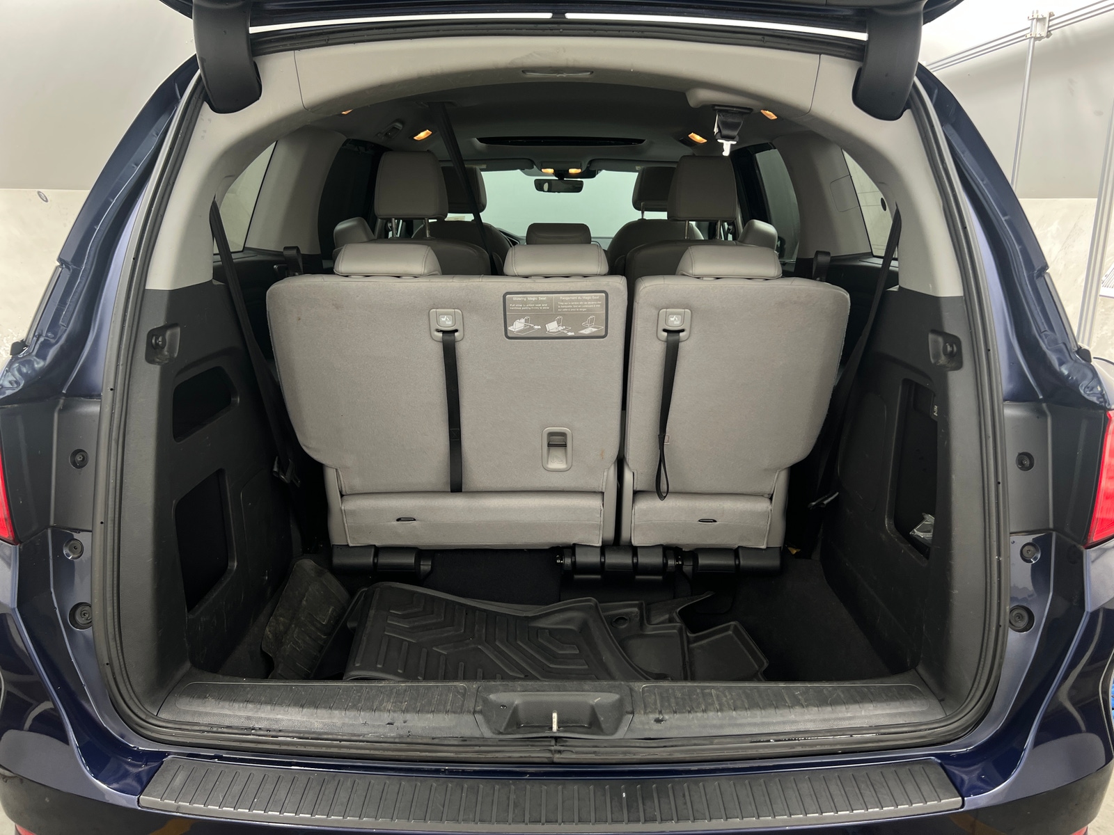 Thumbnail: 2019 Honda Odyssey - 6