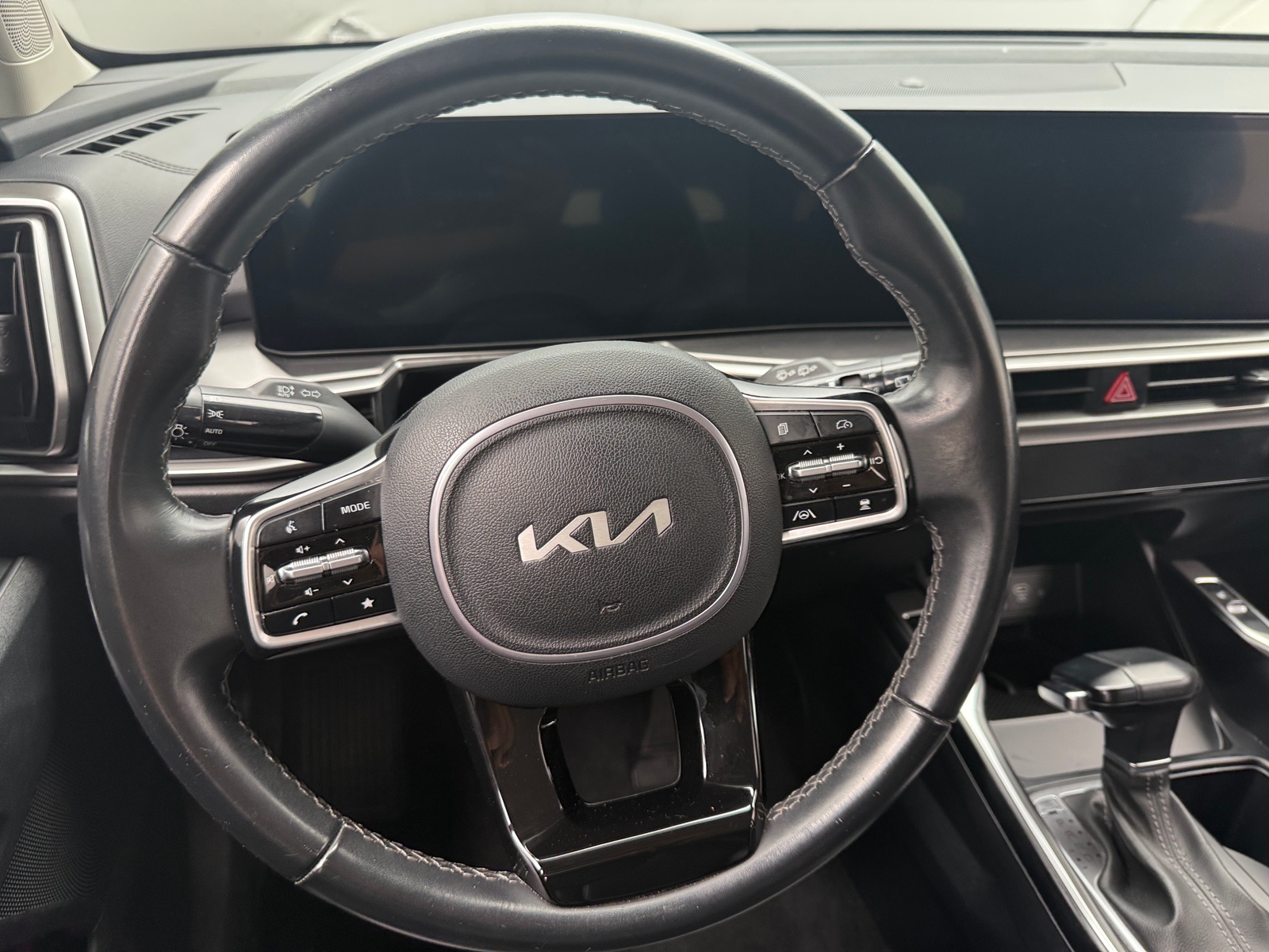 Thumbnail: 2024 Kia Sorento - 4