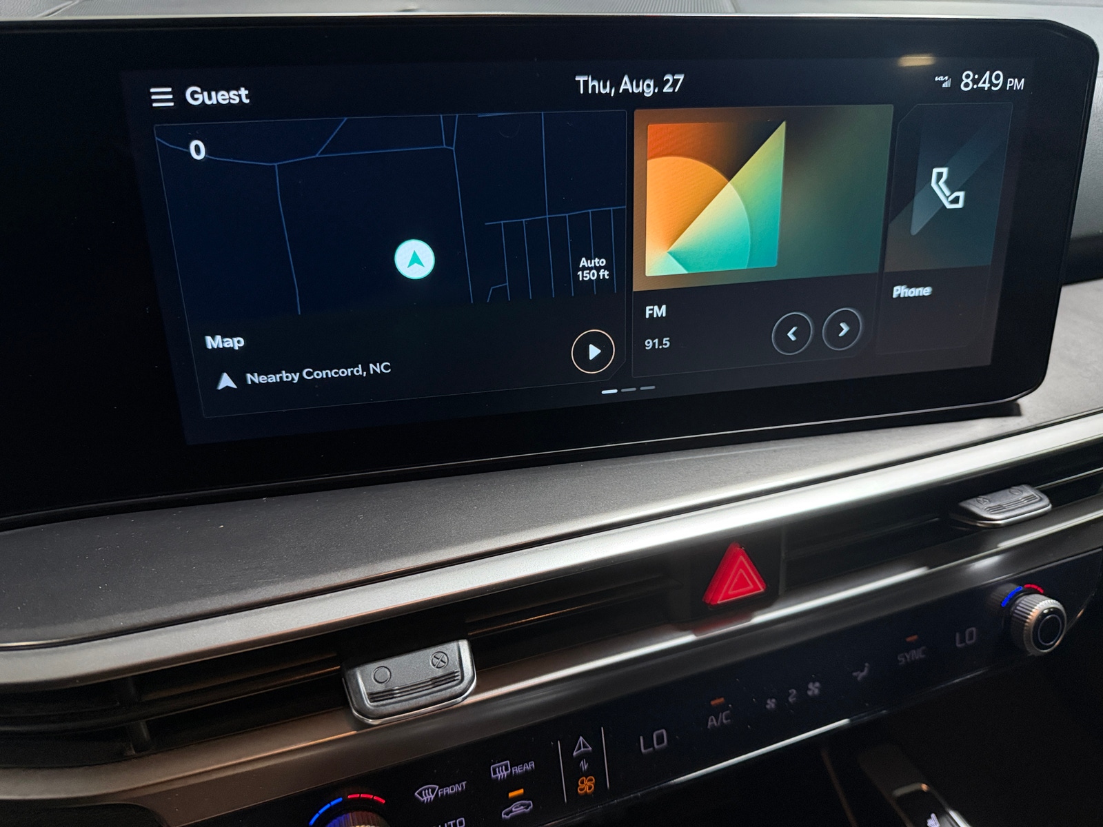 Thumbnail: 2024 Kia Sorento - 3