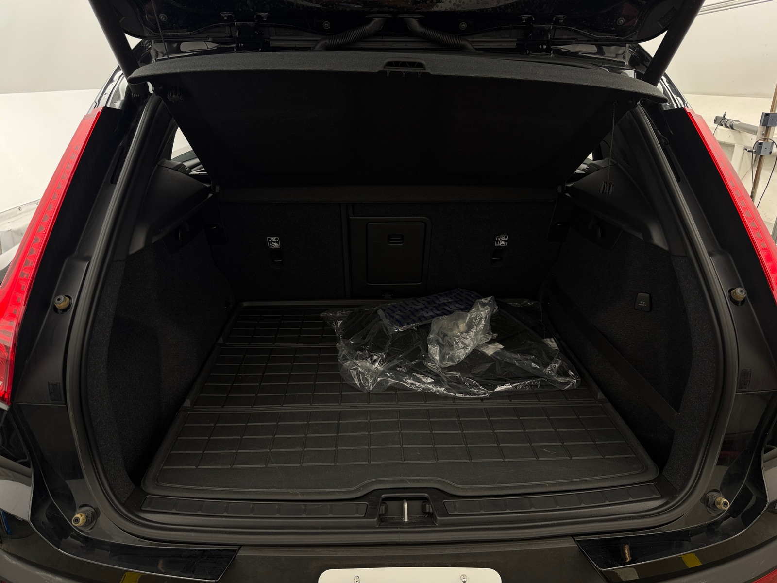 Thumbnail: 2019 Volvo XC40 - 7